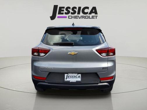 Sterling Gray Metallic 2023 Chevrolet Trailblazer LS