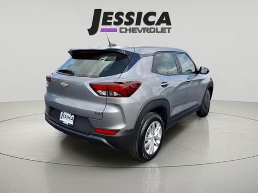 Sterling Gray Metallic 2023 Chevrolet Trailblazer LS