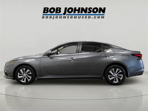 2022 Nissan Altima S FWD