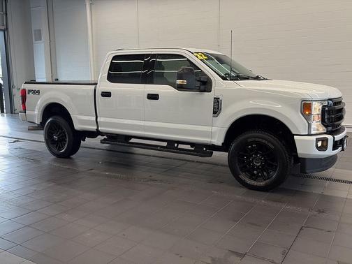 Oxford White 2022 Ford F-250 XLT