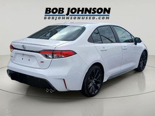 Ice Cap 2025 Toyota Corolla SE