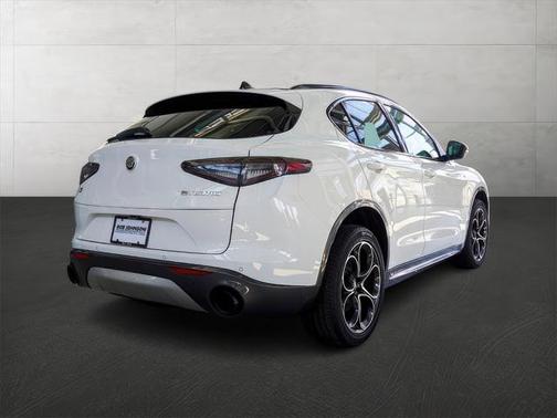 2024 Alfa Romeo Stelvio Ti