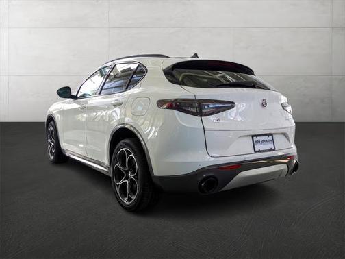 2024 Alfa Romeo Stelvio Ti
