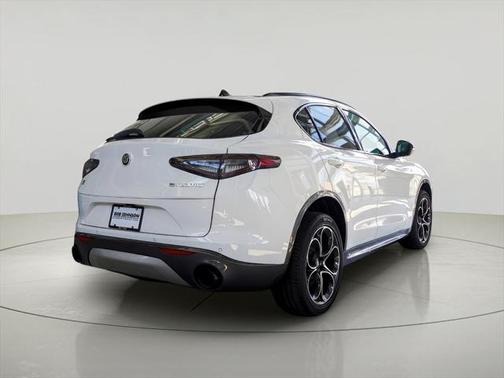 2024 Alfa Romeo Stelvio Ti