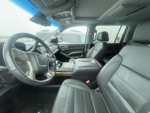 Quicksilver Metallic 2016 GMC Yukon XL Denali