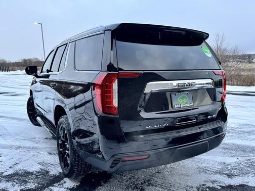 2023 GMC Yukon SLE