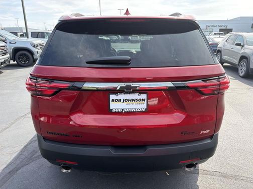 Radiant Red Tintcoat 2023 Chevrolet Traverse RS