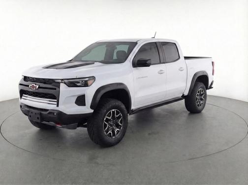 Summit White 2024 Chevrolet Colorado ZR2