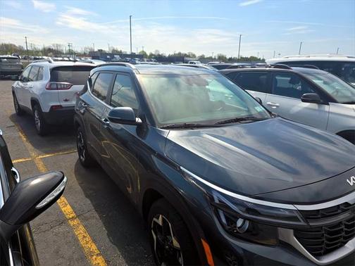 2024 Kia Seltos EX