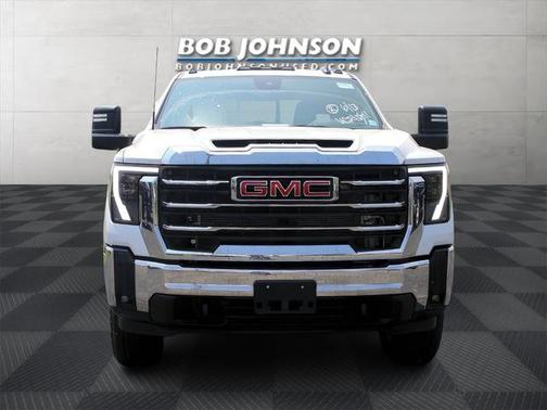 2025 GMC Sierra 2500 SLE