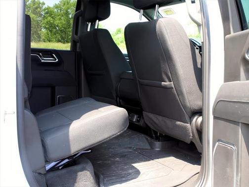 2025 GMC Sierra 2500 SLE