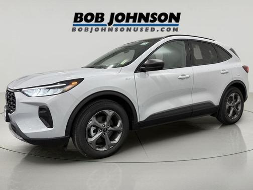 Space Silver Metallic 2025 Ford Escape ST-Line
