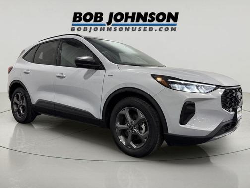 Space Silver Metallic 2025 Ford Escape ST-Line