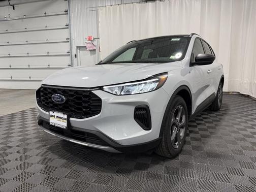 Space Silver Metallic 2025 Ford Escape ST-Line