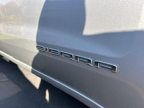 2020 GMC Sierra 1500 SLE