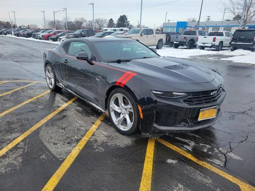 2021 Chevrolet Camaro RWD Coupe LT1