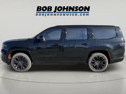 Diamond Black Crystal Pearlcoat 2023 Jeep Grand Wagoneer Obsidian 4x4
