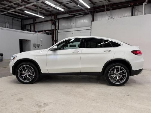 2023 Mercedes-Benz GLC 300 4MATIC Coupe