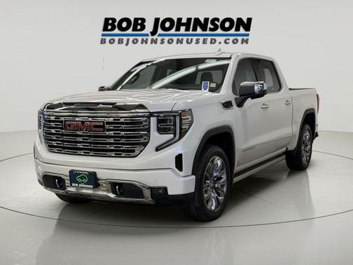 White Frost Tricoat 2023 GMC Sierra 1500 Denali