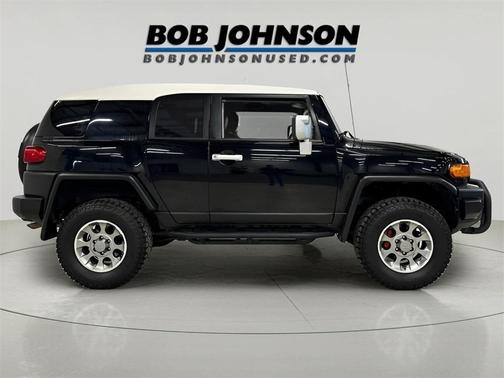 2013 Toyota FJ Cruiser Base