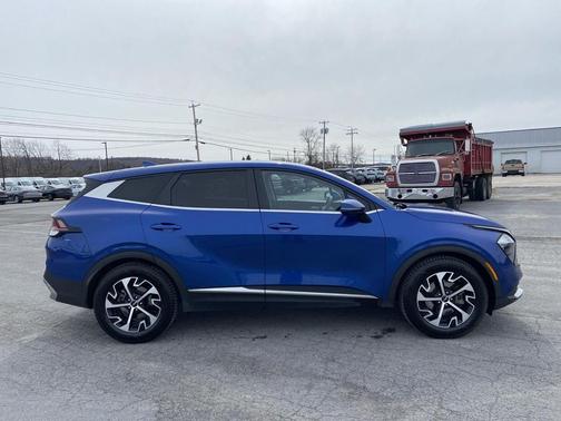 Sapphire Blue 2023 Kia Sportage EX