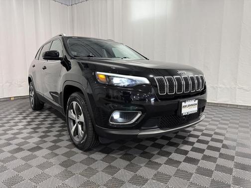 Diamond Black Crystal Pearlcoat 2021 Jeep Cherokee Limited