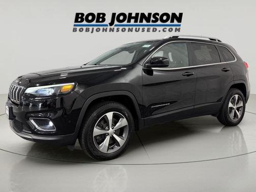 Diamond Black Crystal Pearlcoat 2021 Jeep Cherokee Limited