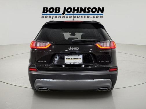 Diamond Black Crystal Pearlcoat 2021 Jeep Cherokee Limited