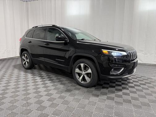 Diamond Black Crystal Pearlcoat 2021 Jeep Cherokee Limited