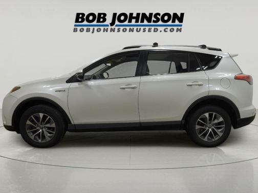 2017 Toyota RAV4 Hybrid XLE