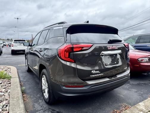 2020 GMC Terrain SLE