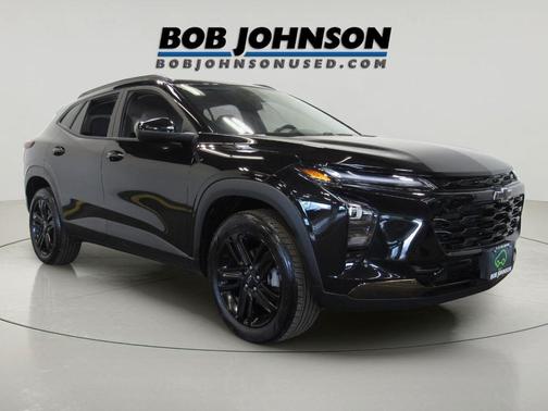 Mosaic Black Metallic 2024 Chevrolet Trax FWD ACTIV