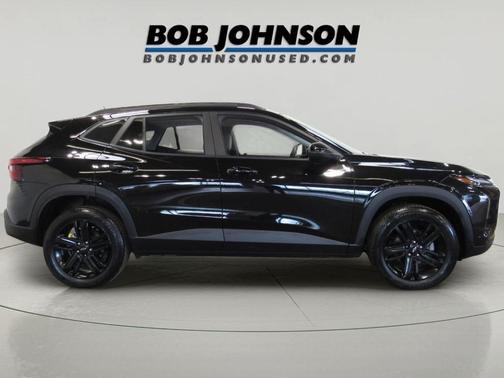 Mosaic Black Metallic 2024 Chevrolet Trax FWD ACTIV