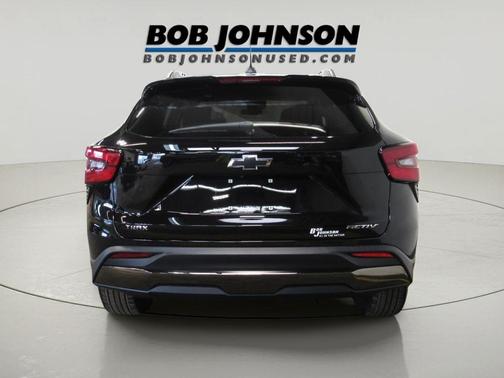 Mosaic Black Metallic 2024 Chevrolet Trax FWD ACTIV