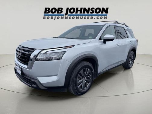 2022 Nissan Pathfinder SV 4WD