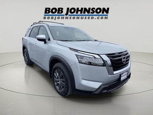 2022 Nissan Pathfinder SV 4WD