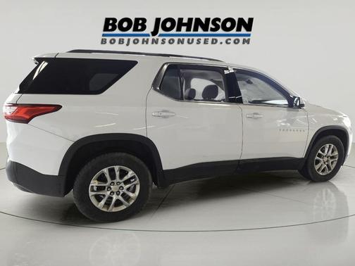 Summit White 2019 Chevrolet Traverse LT Cloth