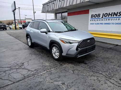 Sonic Silver 2023 Toyota Corolla Cross LE