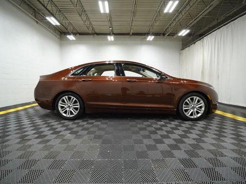 2016 Lincoln MKZ Base