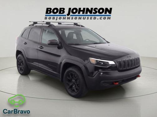 Diamond Black Crystal Pearlcoat 2020 Jeep Cherokee Trailhawk Elite