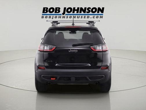 Diamond Black Crystal Pearlcoat 2020 Jeep Cherokee Trailhawk Elite