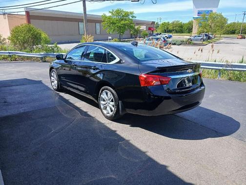Mosaic Black Metallic 2018 Chevrolet Impala 1LT