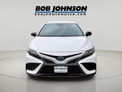 2024 Toyota Camry Hybrid SE