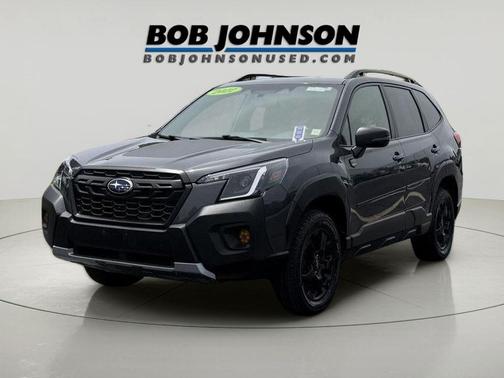 Magnetite Gray Metallic 2022 Subaru Forester Wilderness