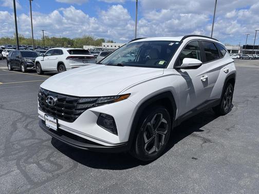 White Pearl 2024 Hyundai TUCSON SEL