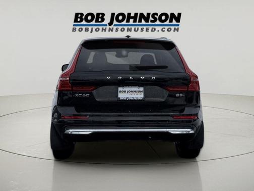 2022 Volvo XC60 B5 Inscription