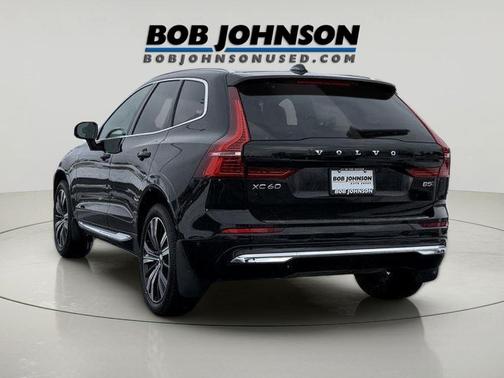 2022 Volvo XC60 B5 Inscription