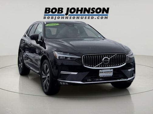 2022 Volvo XC60 B5 Inscription