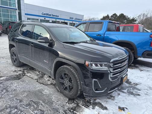 2023 GMC Acadia AWD AT4