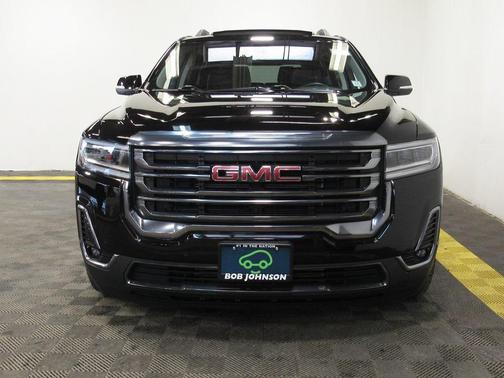 2023 GMC Acadia AWD AT4
